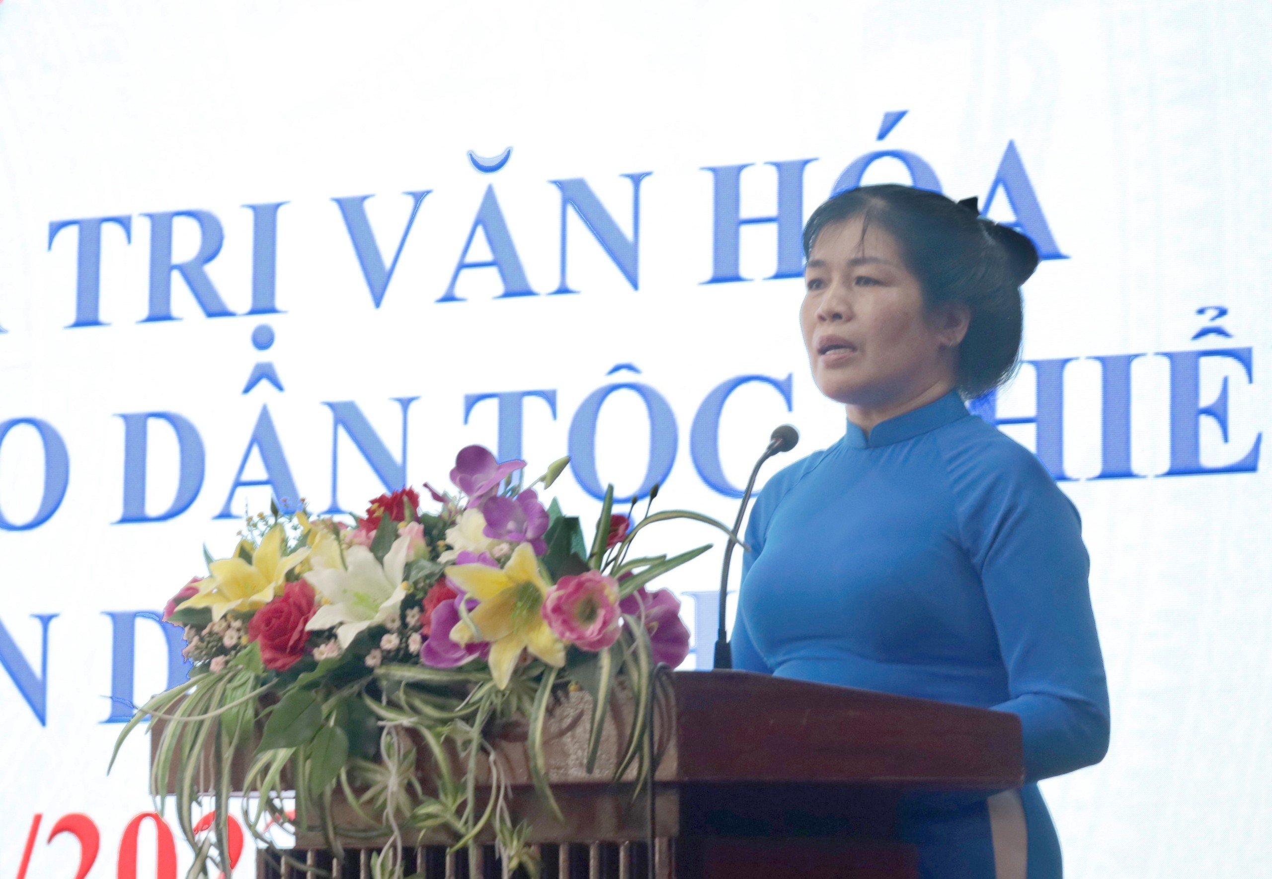 Bà Nguyễn Thụy Phương Hiếu, Phó GĐ Sở VHTTDL phát biểu khai mạc lớp học